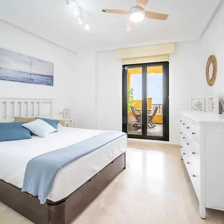 Concha Bonito Apartamento Con Piscina Y Terraza Apartment